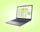 Model IdeaPad Slim 3 15Q7X11 w jednej z dwóch dostępnych w momencie premiery kolorystyk.