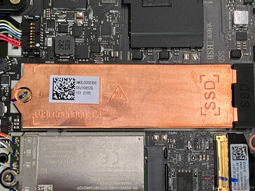 Pokrywa dysku SSD z podkładką termiczną