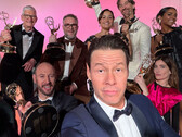 Obsada The Studio świętuje wygraną Emmy (źródło zdjęcia: Apple.com)