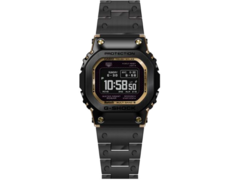 Casio GMW-BZ5000D (na zdjęciu) ma złote akcenty wokół śrub ramki i ramki LCD. Źródło zdjęcia: Bestwatch.ru)