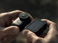 DJI Osmo Nano i jego magnetyczny moduł wyświetlacza. (Źródło zdjęcia: Jasper Ellens)
