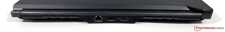 Tył: Ethernet 2,5 Gbps, USB-A 3.2 Gen.2, HDMI 2.1