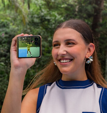 Motorola Razr 60 Ultra. (Źródło zdjęcia: via Evan Blass)