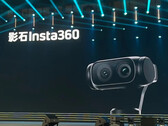 Oficjalne spojrzenie Insta360 na kamerę do vlogowania Luna.