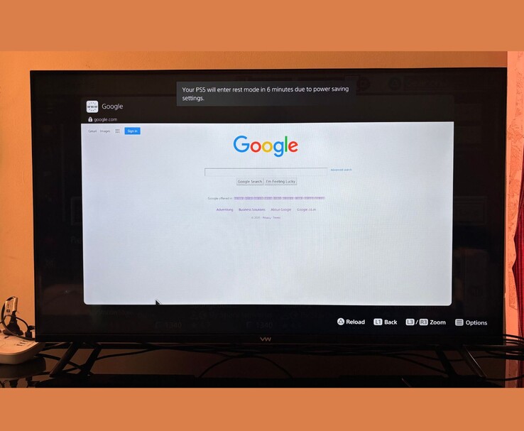 Strona główna Google otwarta w ukrytej przeglądarce internetowej PlayStation 5, wyświetlana na ekranie telewizora (Źródło obrazu: Anmol Dubey / Notebookcheck)