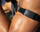 Opaska Amazfit Helio Armband (na zdjęciu) jest wyprzedana w wielu krajach. (Źródło zdjęcia: Amazfit)