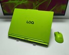Model Lenovo LOQ 15 w kolorze Surge Green trudno przeoczyć