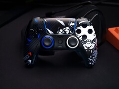 Kontroler Scuf Reflex FPS: Call of Duty: Black Ops 7 Edition PS5. (Źródło zdjęcia: Corsair)
