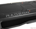 RX 7600 i RTX 4060 Ti mogą charakteryzować się taką samą ilością pamięci jak ich poprzednicy. (Źródło: AMD)