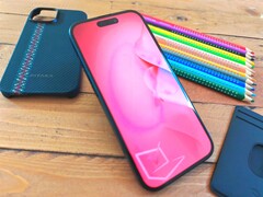 IPhone 15 jest wyposażony w dynamiczną wyspę, która zadebiutowała w iPhonie 14 Pro/Pro Max.