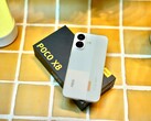 Xiaomi Poco X8 długo działa na jednym ładowaniu, jest solidny i niestraszna mu też woda.