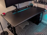 Recenzja biurka gamingowego DXRACER Tidal: godny konkurent dla modelu Magnus