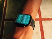 Niektórzy użytkownicy mają problemy z podrażnieniem skóry spowodowanym przez Apple Watch Series 12.