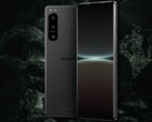 Wygląda na to, że Sony Xperia 5 V będzie oferować raczej dobre niż niesamowite ulepszenia w stosunku do Xperii 5 IV. (Źródło zdjęcia: Sony (Xperia 5 IV)/Unsplash - edytowane)