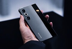 Tecno Phantom Ultimate z rolowanym wyświetlaczem zostanie ponownie zaprezentowany na MWC. (Zdjęcie: Tecno)