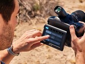 Blackmagic Cinema Camera 6K jest teraz znacznie tańsza niż wcześniej. (Zdjęcie: Blackmagic Design)