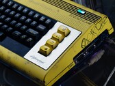 Commodore 77, powstały we współpracy z Cyberpunk 2077, jest już dostępny w przedsprzedaży