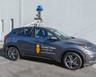 Samochód z kamerą Google Street View (Źródło zdjęcia: Google)