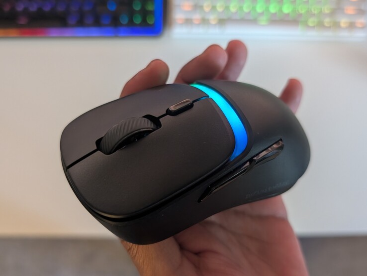 Widok z góry Glorious Model D3 Wireless