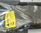 Obraźliwa cegła GPU "RTX 5080" (źródło obrazu: r/pcmasterrace/)
