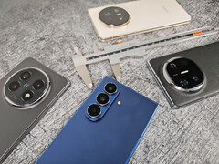 Cztery składane urządzenia ponownie zmierzone (źródło obrazu: Daniel Schmidt)