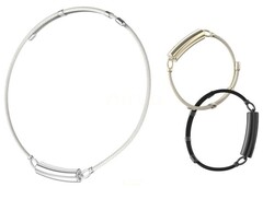 Naszyjnik Nirva i bransoletka Nirva zapewniają użytkownikom ciągłe śledzenie ich nastroju i myśli w celu prowadzenia świadomego życia. (Źródło zdjęcia: Nirva)