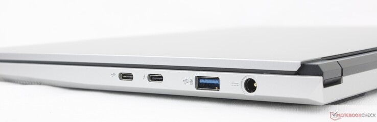 Po prawej stronie: USB-C 3.2 Gen. 2 z zasilaniem, USB-C Thunderbolt 4 z DisplayPort 2.1 + zasilanie, USB-A 3.2 Gen. 2, zasilacz sieciowy