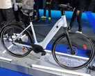 Rower elektryczny Decathlon BTWIN LD 940 jest wyposażony w inteligentny system umożliwiający podłączenie telefonu. (Źródło zdjęcia: Transition Velo)