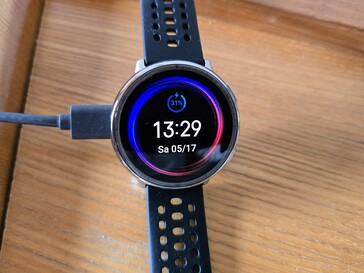 Amazfit Active2: Ładowanie