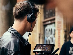 Słuchawki Beyerdynamic DT 275 Pro zostały zaprojektowane z myślą o użytkowaniu w hałaśliwych warunkach podczas nagrywania dźwięku.