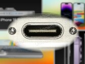 Ujęcie z prawdziwego zdarzenia Apple iPhone'a 15 Pro zdaje się potwierdzać, że znalazł się w nim port USB-C. (Źródło obrazu: 9To5Mac &amp; @URedditor - edytowane)