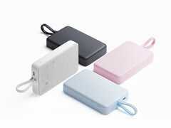 Powerbank bez Qi2.2 jest dostępny w czterech kolorach (na zdjęciu)