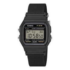 Zegarek cyfrowy Casio F-91WF-1A z czarną kopertą i czarnym paskiem z tkaniny.
