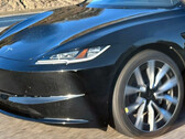 Amerykański Model 3 Highland jest wyposażony w nowe reflektory (zdjęcie: Teslarati)