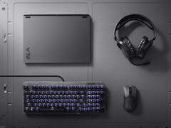 TUF Gaming A14 (2026) FA401GM będzie w stanie pobierać więcej mocy niż jego rodzeństwo Strix Halo. (Źródło obrazu: Asus)