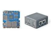 NanoPi R2S Plus jest dostępny z metalową obudową i bez niej. (Źródło zdjęcia: NanoPi)