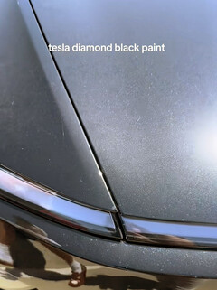 Wygląd nowego Modelu Y Diamond Black w promieniach słońca. (Źródło zdjęcia: Katalina/TikTok)