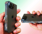 model iPhone Ultra/Fold.