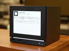 Urządzenie Steam Machine z wyświetlaczem e-ink.