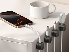 Organizery kabli Ugreen (na zdjęciu) mają magnetyczną pokrywę (źródło zdjęcia: Ugreen)