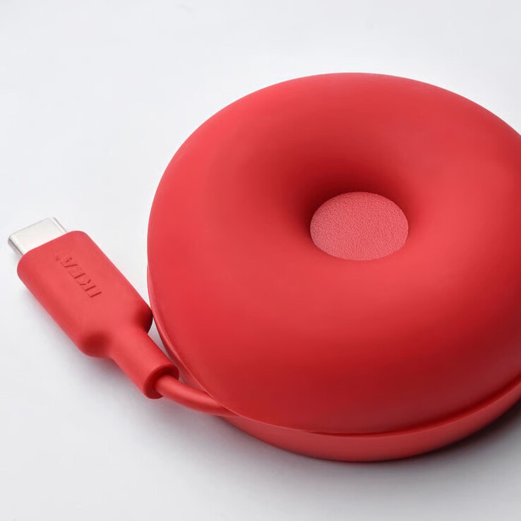 Bezprzewodowa ładowarka IKEA Västmärke. (Źródło zdjęcia: IKEA)