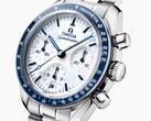 Zegarek Omega Speedmaster Milano Cortina 2026 ma lakierowaną białą tarczę (źródło zdjęcia: Omega)