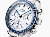 Zegarek Omega Speedmaster Milano Cortina 2026 ma lakierowaną białą tarczę (źródło zdjęcia: Omega)