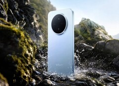 Vivo Y600 Pro jest dostępny w trzech kolorach: niebieskim, fioletowym i białym.