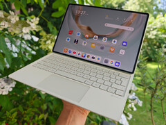 Huawei MatePad Pro 12.2 (2025). (Źródło zdjęcia: Daniel Schmidt)