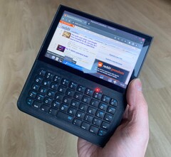 Decktility jest inspirowany różnymi przenośnymi komputerami PC w stylu retro. (Źródło obrazu: ByteWelder)