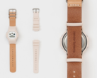 Zegarek Casio G-Shock x Hender Scheme DW-5900 (na zdjęciu) ma kopertę wykonaną w całości z beżowej żywicy i półprzezroczystą białą tarczę w połączeniu z ręcznie robionym skórzanym paskiem. (Źródło zdjęcia: Hender Scheme via Instagram))