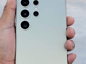 Wyciekło zdjęcie prototypu Galaxy S24 Ultra. (Źródło zdjęcia: @DavidMa05368498)