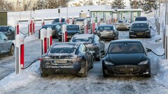 Tesle tracą jedną czwartą swojego zasięgu w niskich temperaturach (zdjęcie: Geir Olsen/Motor)