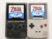 Klon Funnyplaying Game Boy nie wymaga lutowania do złożenia. (Źródło zdjęcia: Taki Udon)